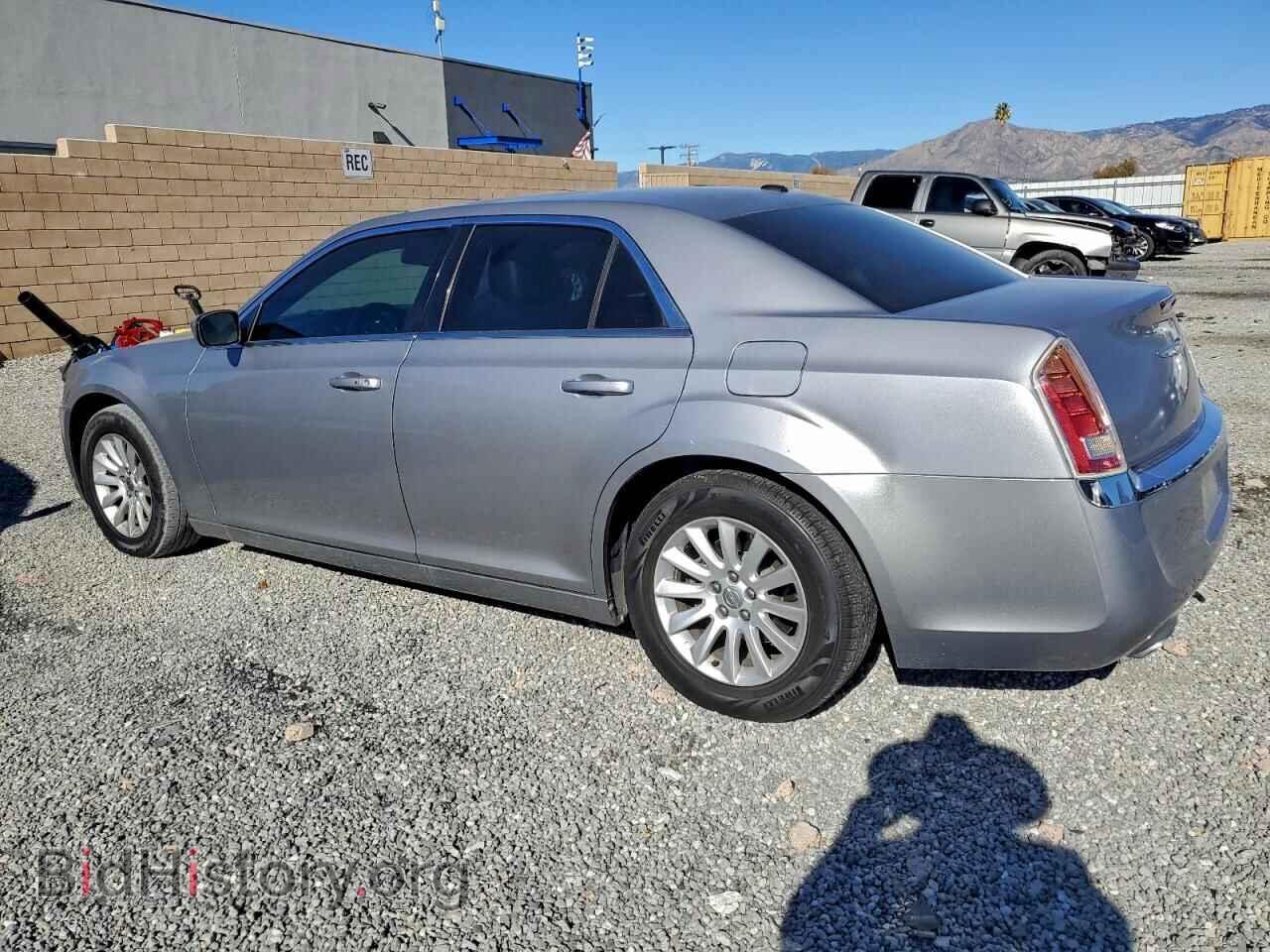 2014 CHRYSLER 300 - VIN: 2C3CCAAG0EH209350 - Фото 2