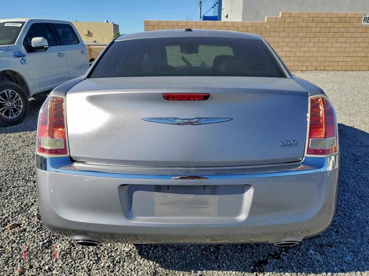 2014 CHRYSLER 300 - VIN: 2C3CCAAG0EH209350 - Фото 6