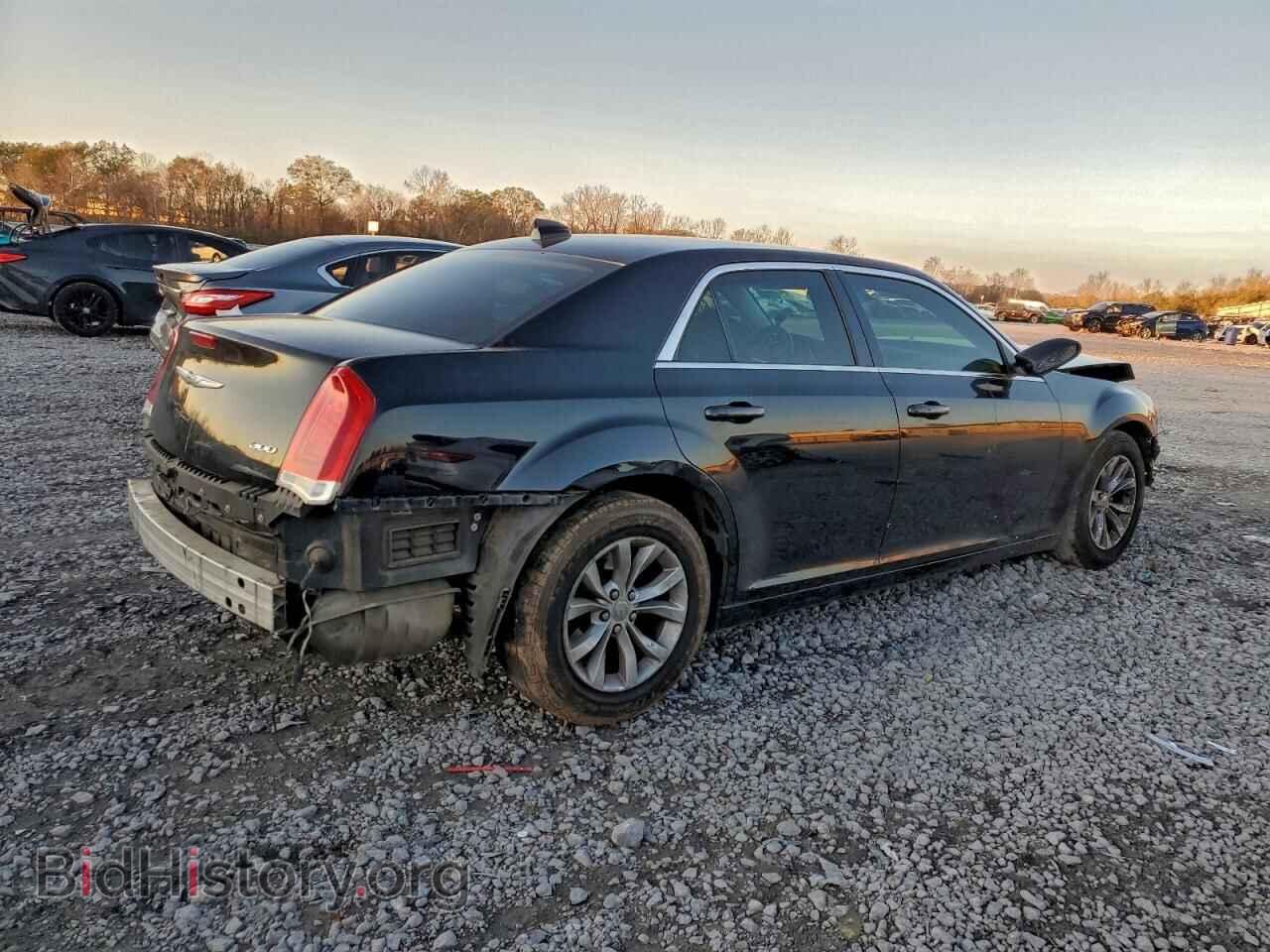 2019 CHRYSLER 300 - VIN: 2C3CCAAG6KH610008 - Фото 3
