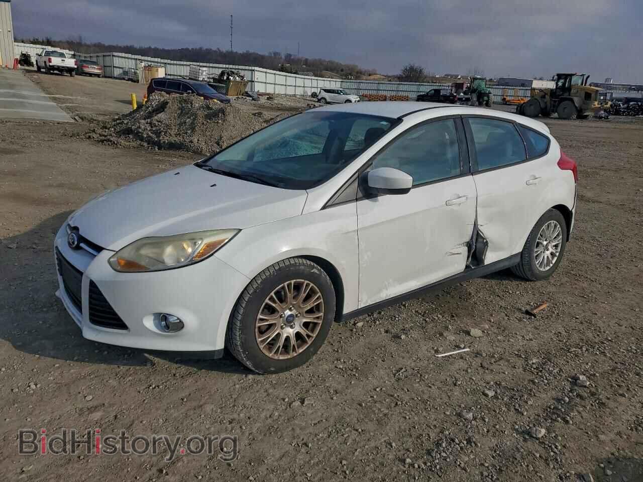 Photo 1FAHP3K20CL394932 - FORD FOCUS 2012