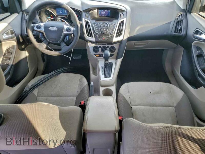 2012 Ford FOCUS (VIN 1FAHP3K21CL213840) — фото 8 из 15