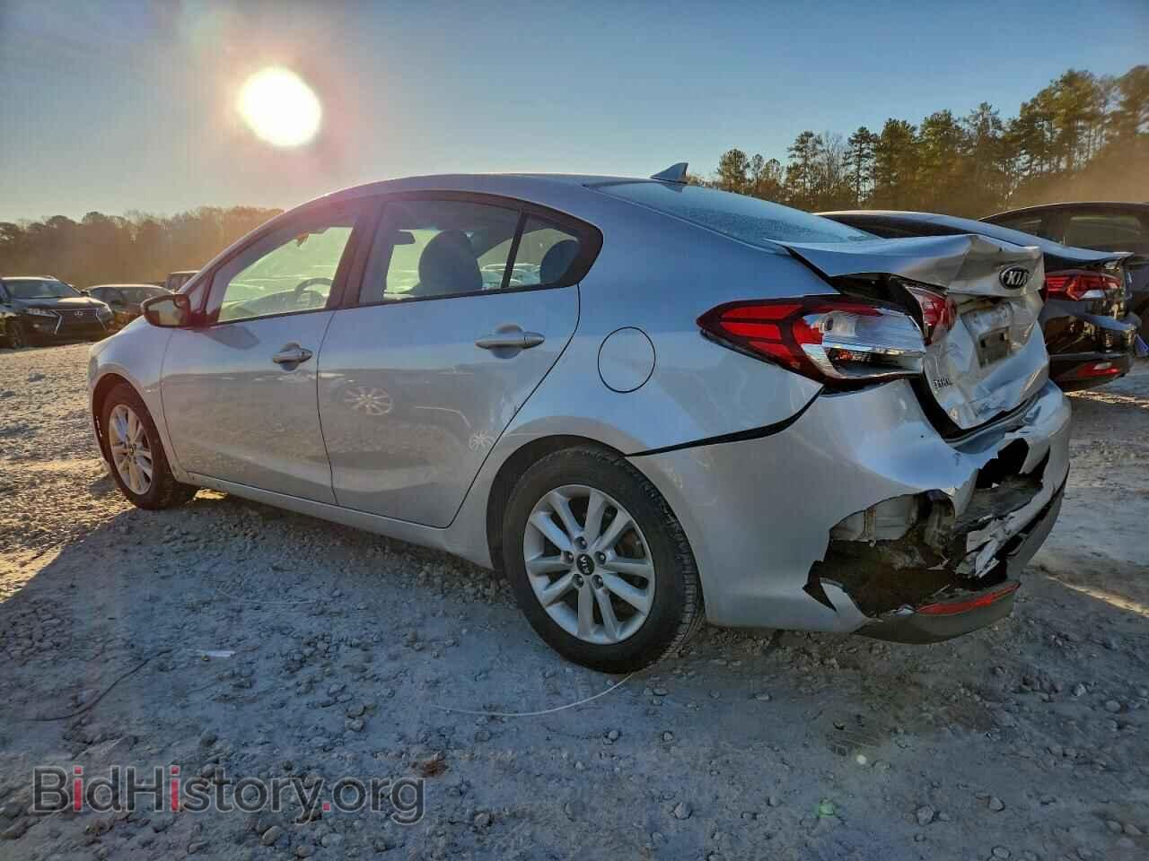 2017 KIA FORTE - VIN: 3KPFL4A78HE067565 - Фото 2