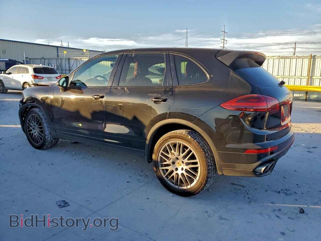 2017 PORSCHE CAYENNE - VIN: WP1AB2A23HLA53195 - Фото 2