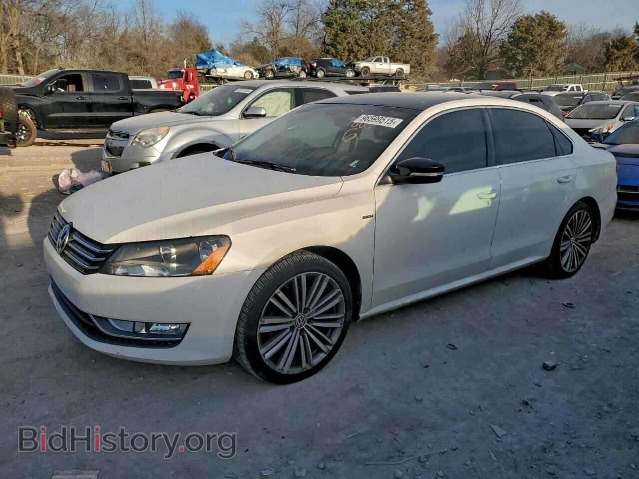 Photo 1VWBS7A34FC045368 - VOLKSWAGEN PASSAT 2015