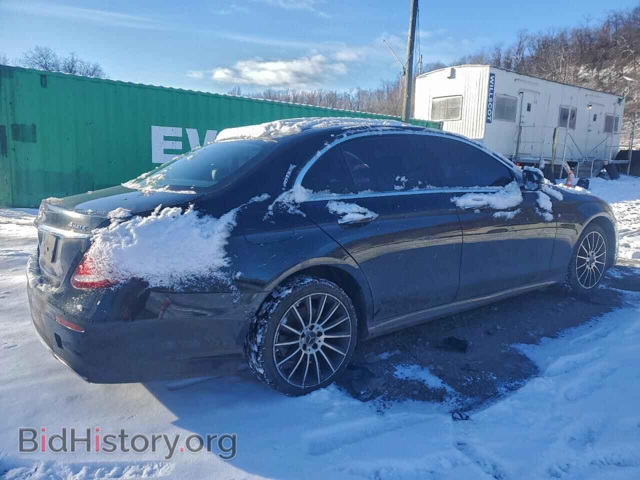 2018 MERCEDES-BENZ E-CLASS - VIN: WDDZF4KB0JA338043 - Фото 3