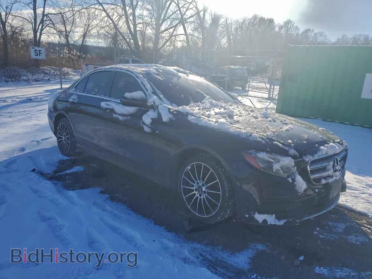 2018 MERCEDES-BENZ E-CLASS - VIN: WDDZF4KB0JA338043 - Фото 4