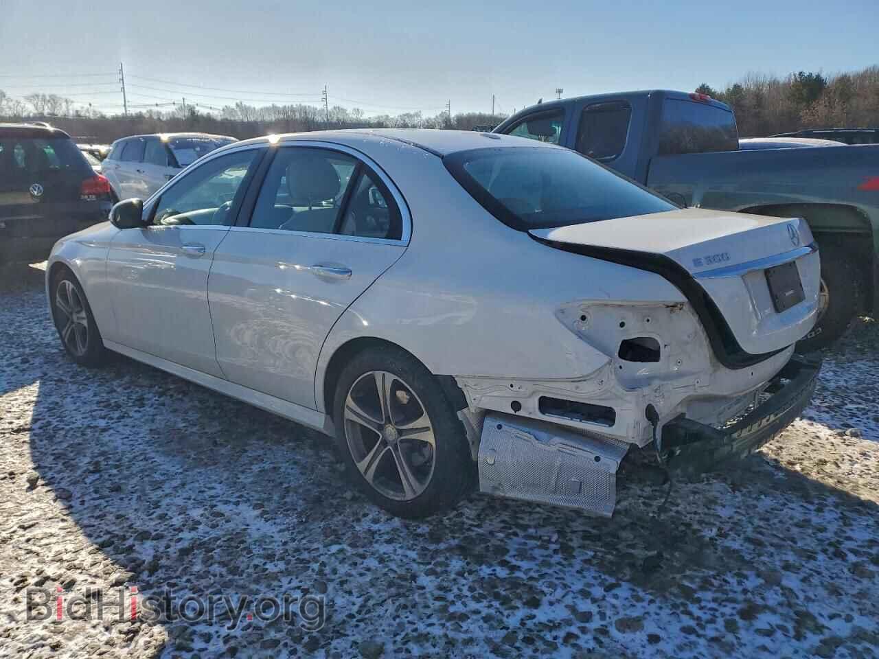 2017 MERCEDES-BENZ E-CLASS - VIN: WDDZF4JB7HA140507 - Фото 2