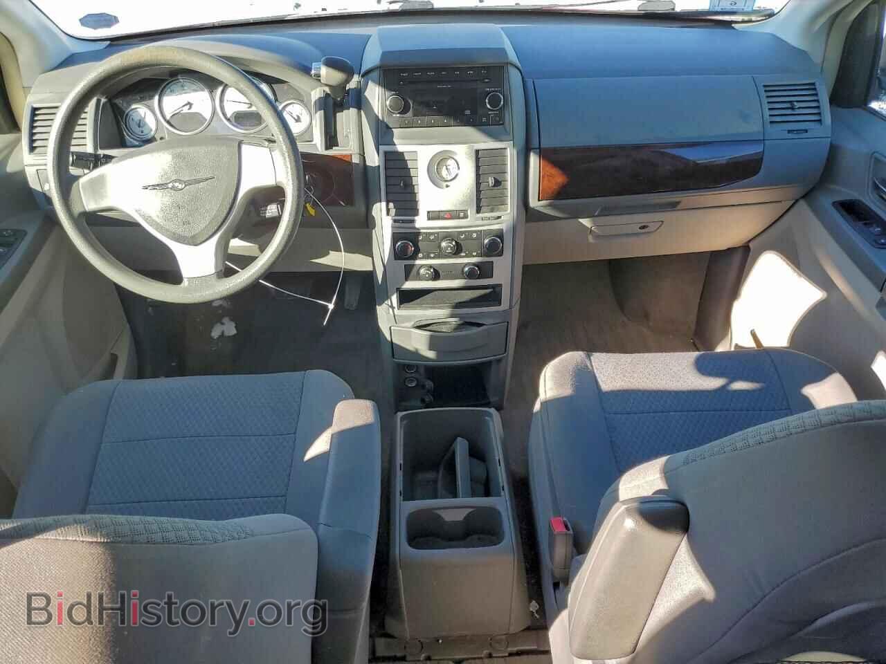 2010 CHRYSLER MINIVAN - VIN: 2A4RR2D1XAR357232 - Фото 8