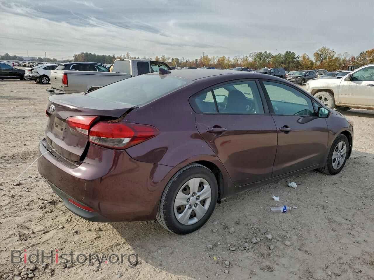 2017 KIA FORTE - VIN: 3KPFK4A74HE138649 - Фото 3