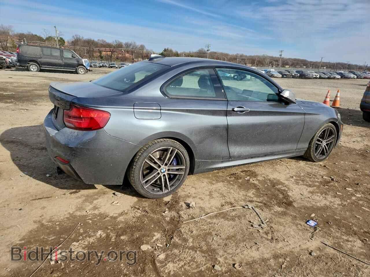2018 BMW M2 - VIN: WBA2J7C55JVB28552 - Фото 3