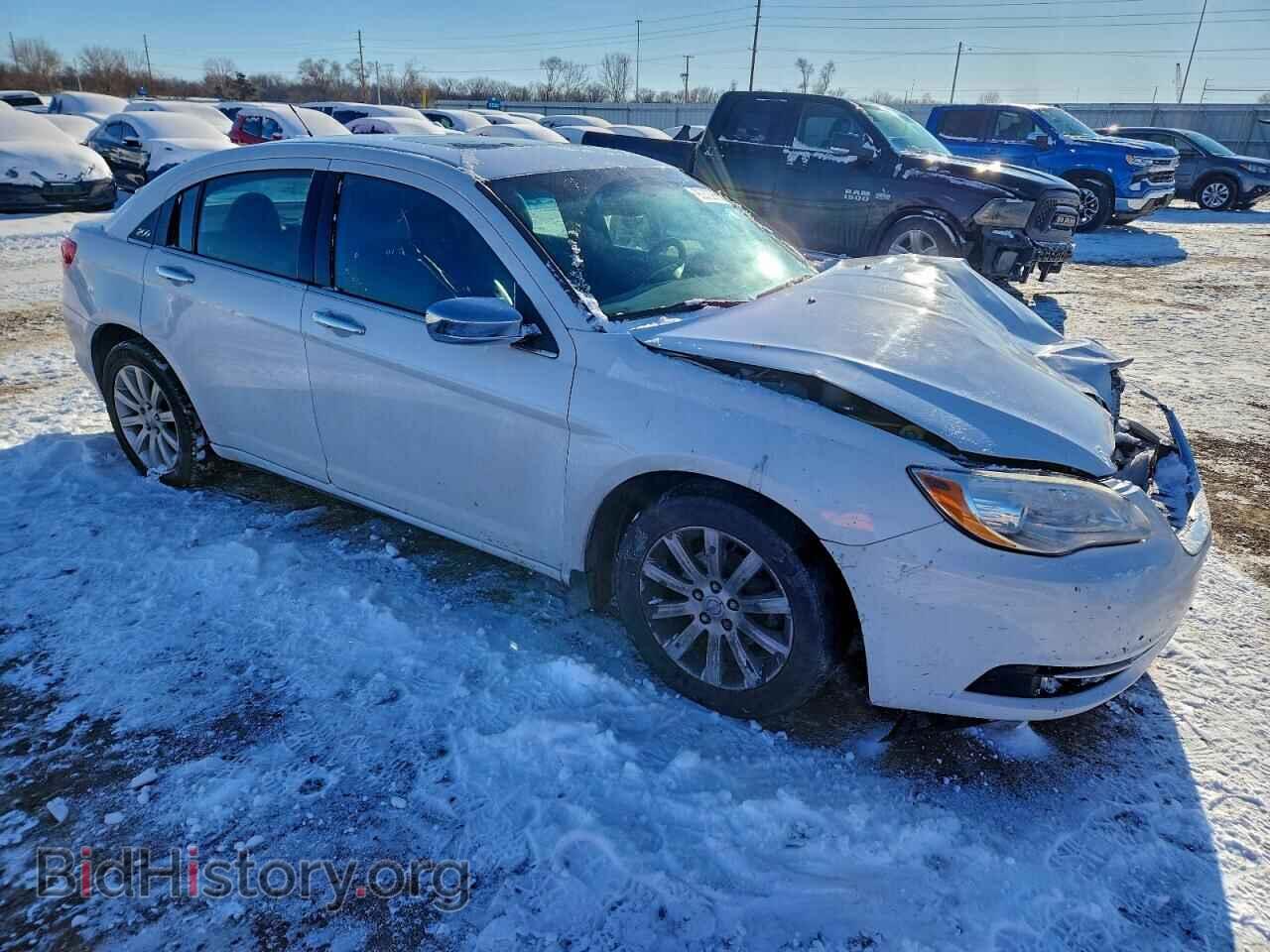 2013 CHRYSLER 200 - VIN: 1C3CCBCG1DN633466 - Фото 4