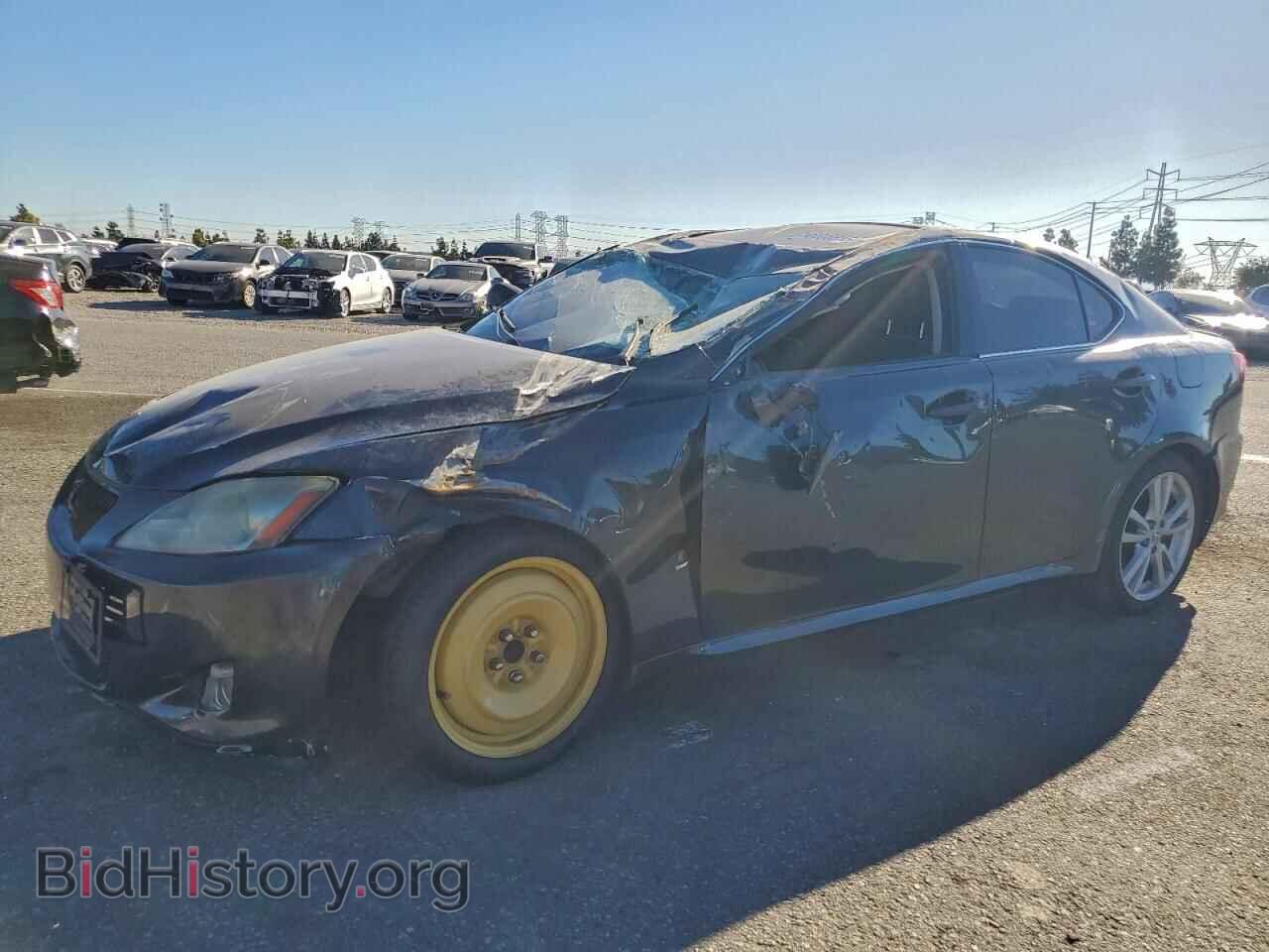 Photo JTHBE262262007008 - LEXUS IS 2006