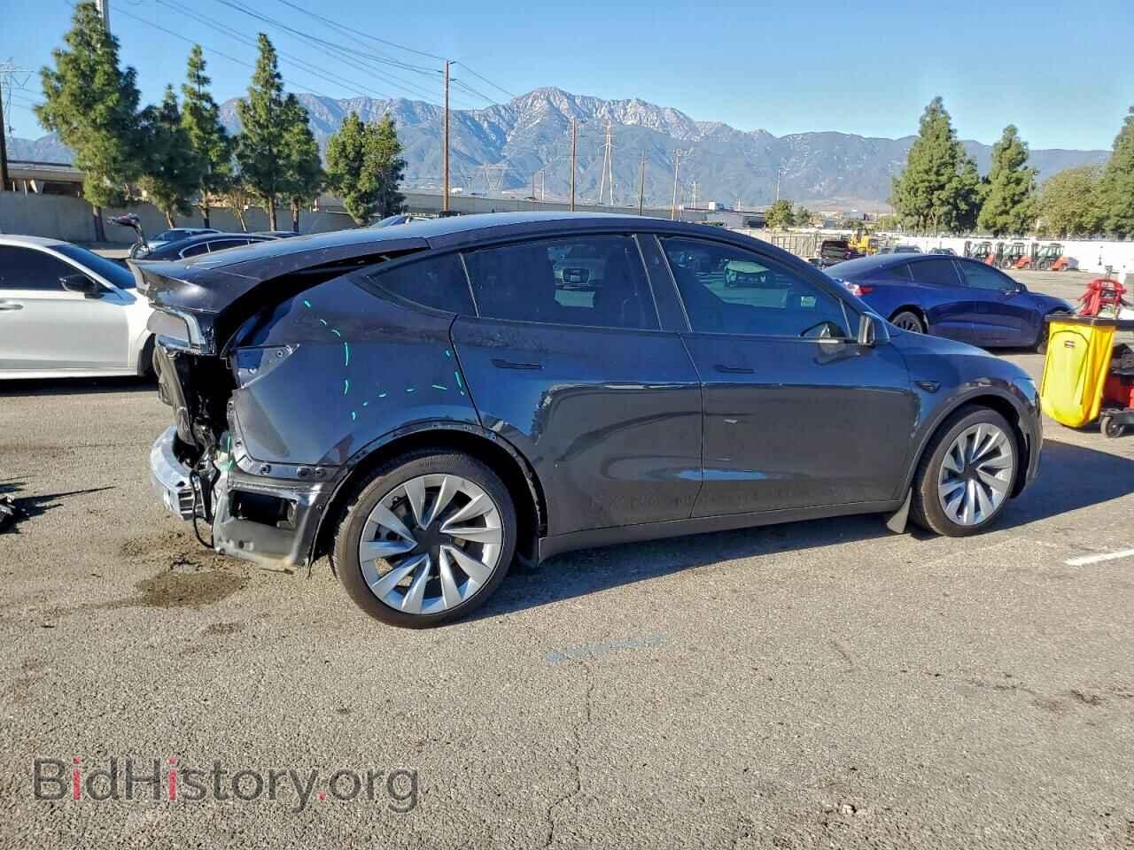 2026 TESLA MODEL Y - VIN: 7SAYGDEE2TF367761 - Photo 3