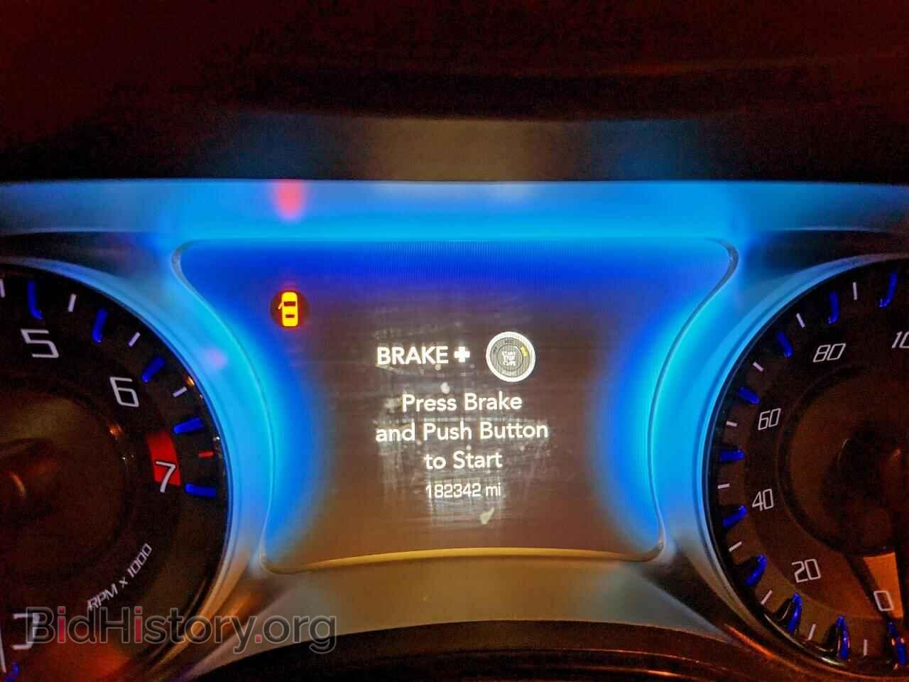 2017 CHRYSLER 300 - VIN: 2C3CCAGG0HH610490 - Фото 9