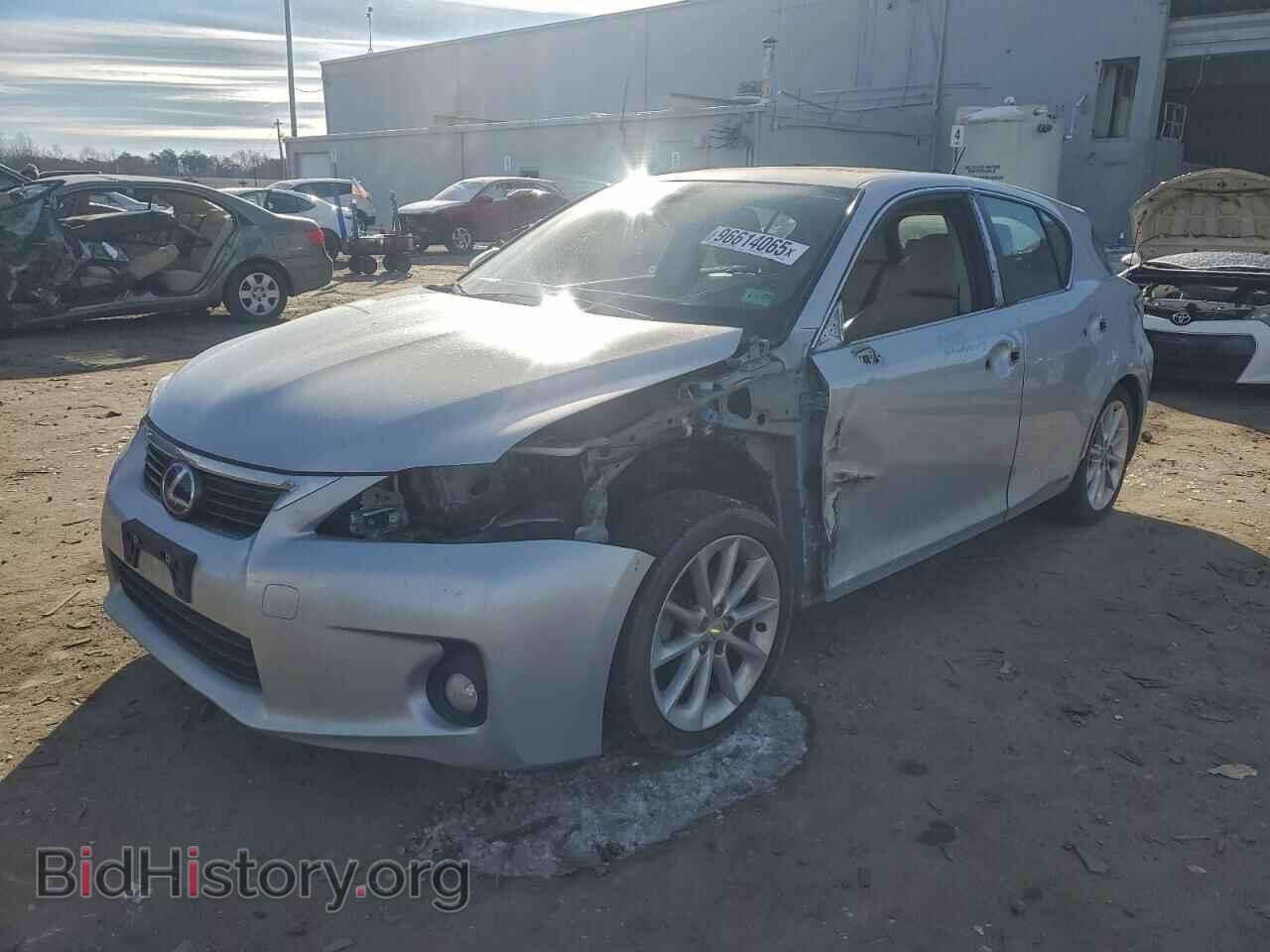 2011 LEXUS CT 200 - VIN: JTHKD5BH5B2010400 - Photo 1