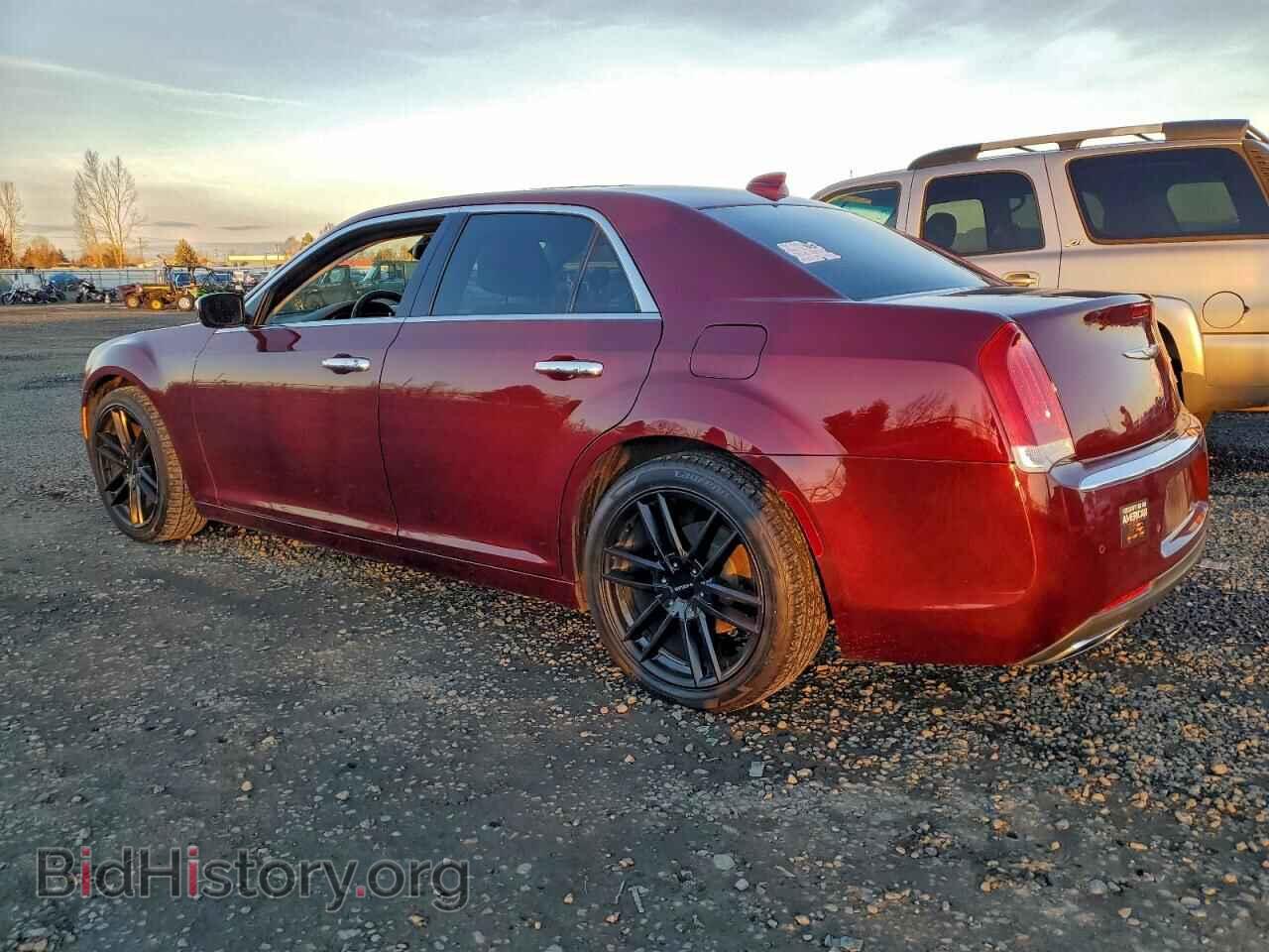 2016 CHRYSLER 300 - VIN: 2C3CCAET6GH135099 - Фото 2