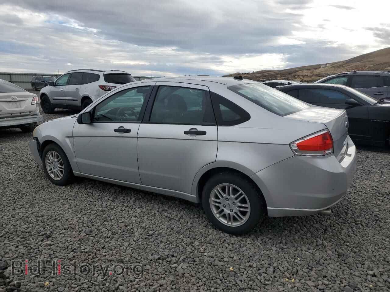 2011 FORD FOCUS - VIN: 1FAHP3FN6BW150641 - Фото 2