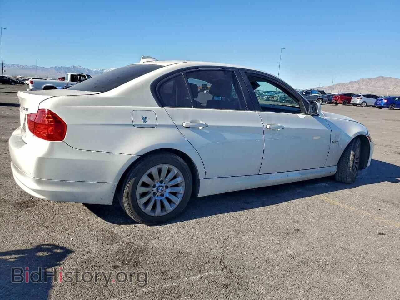 2009 BMW 3 SERIES - VIN: WBAPH73529E128566 - Фото 3