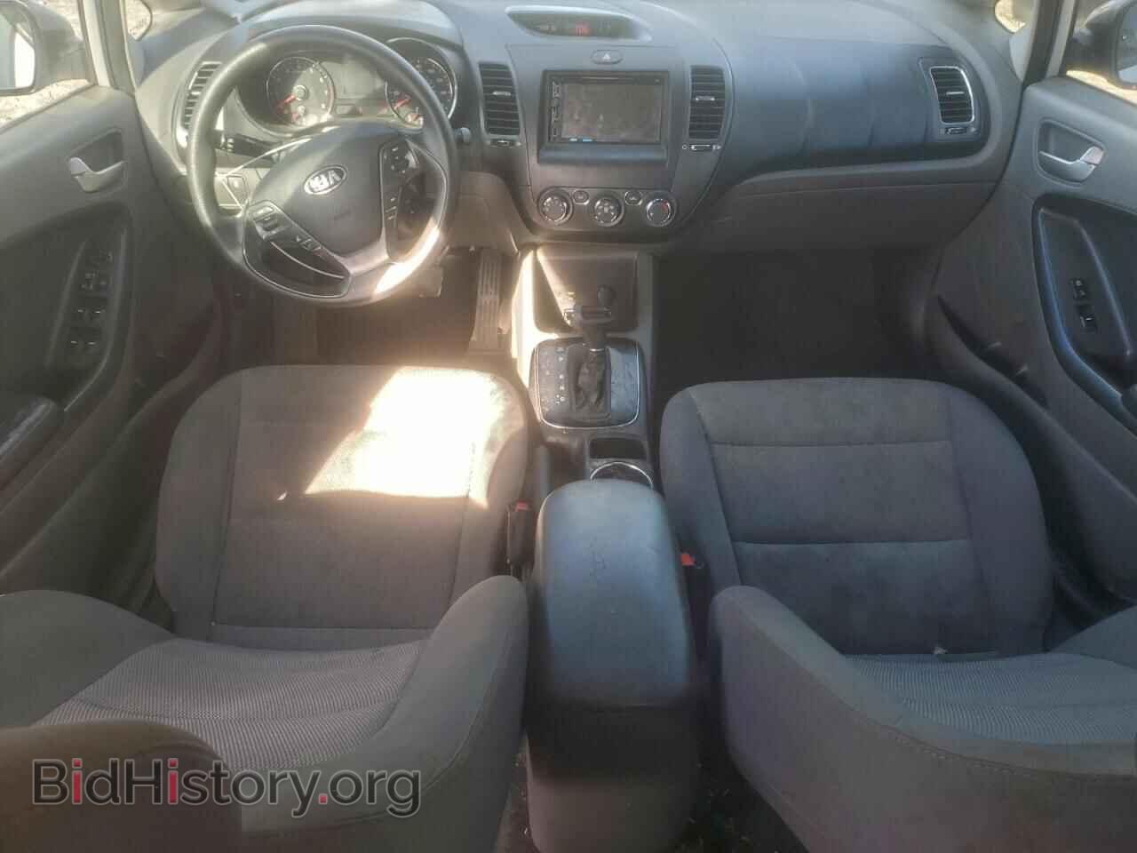 2017 KIA FORTE - VIN: 3KPFK4A79HE057274 - Фото 8
