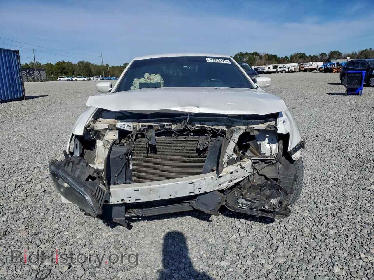 2019 CHRYSLER 300 - VIN: 2C3CCABG8KH559710 - Photo 5