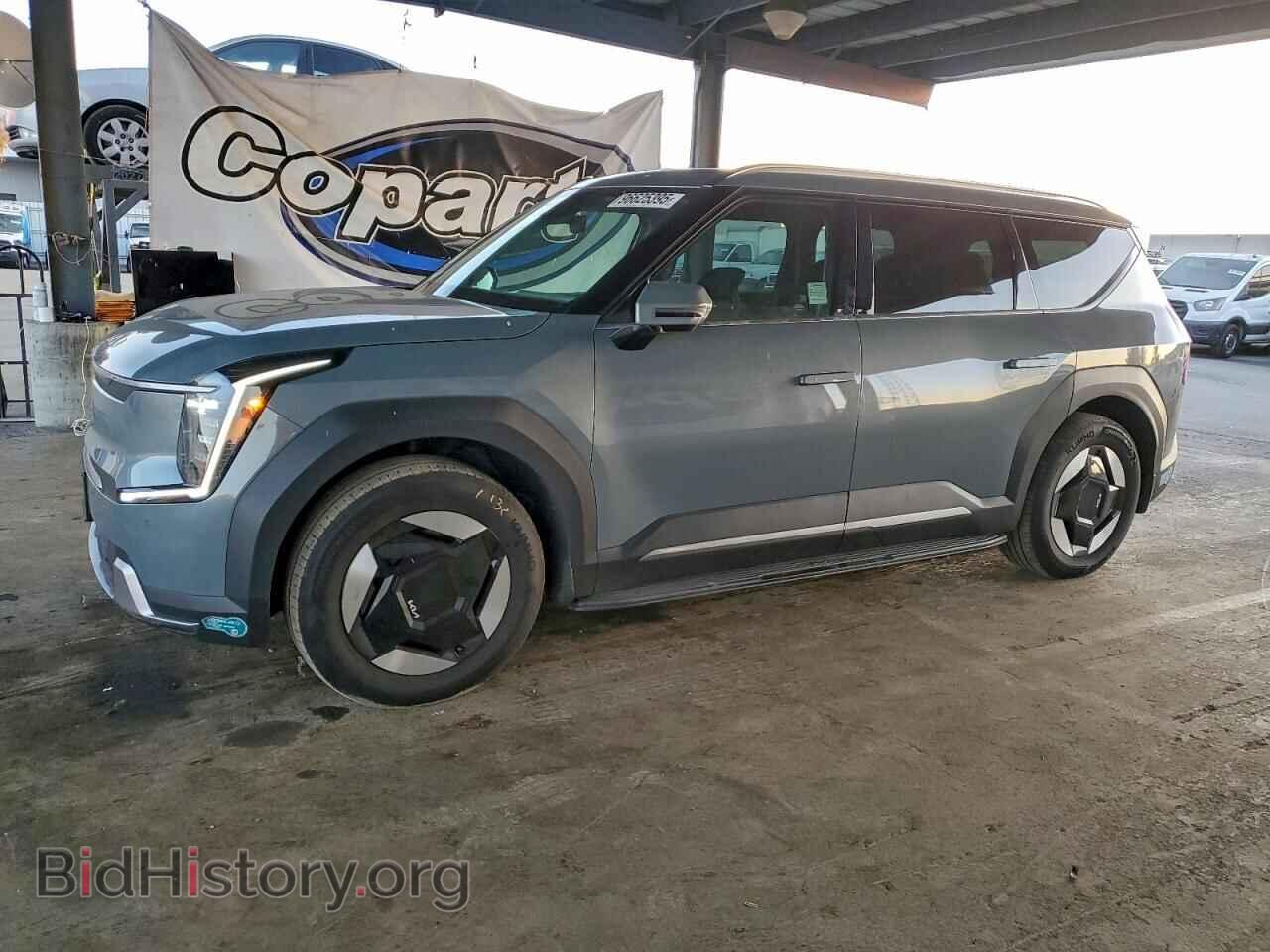 Фотография KNDAFFS53R6034443 - KIA EV9 WIND 2024