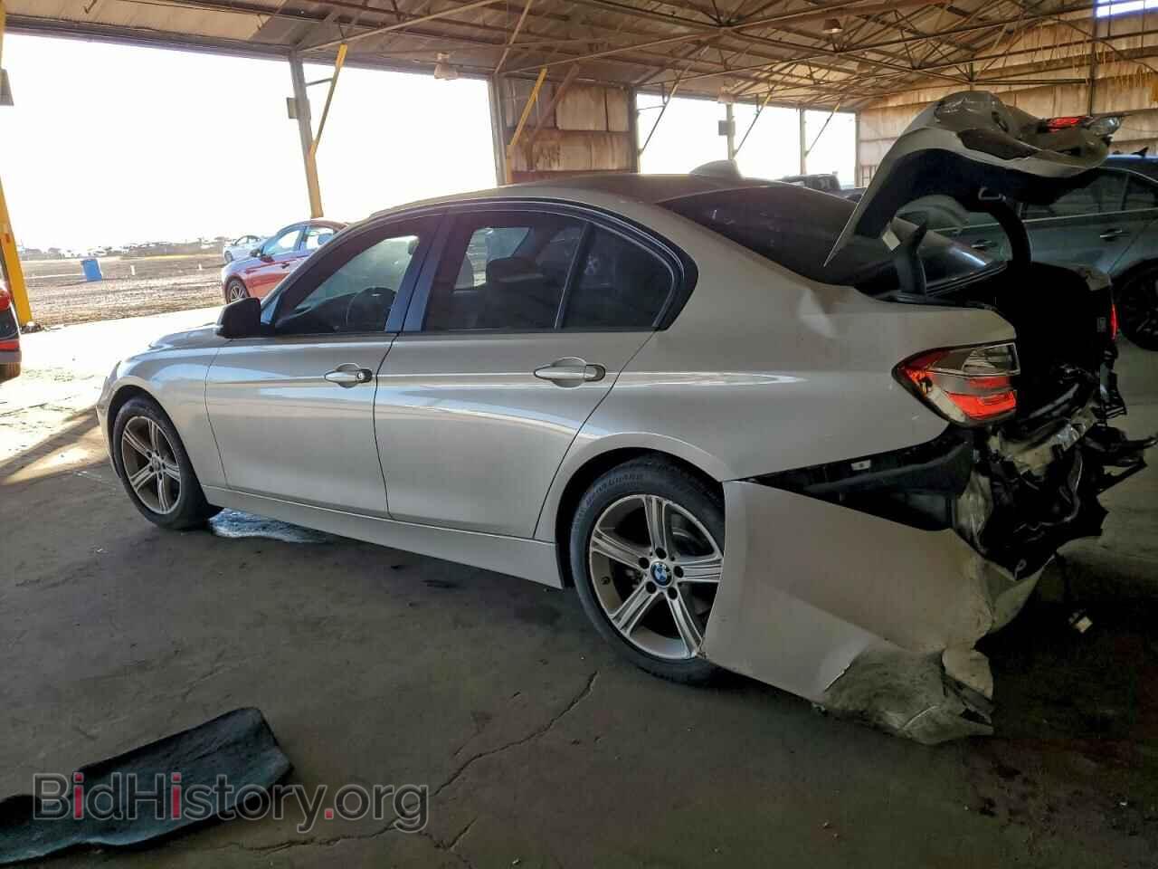 2014 BMW 3 SERIES - VIN: WBA3B1G5XENT00103 - Фото 2