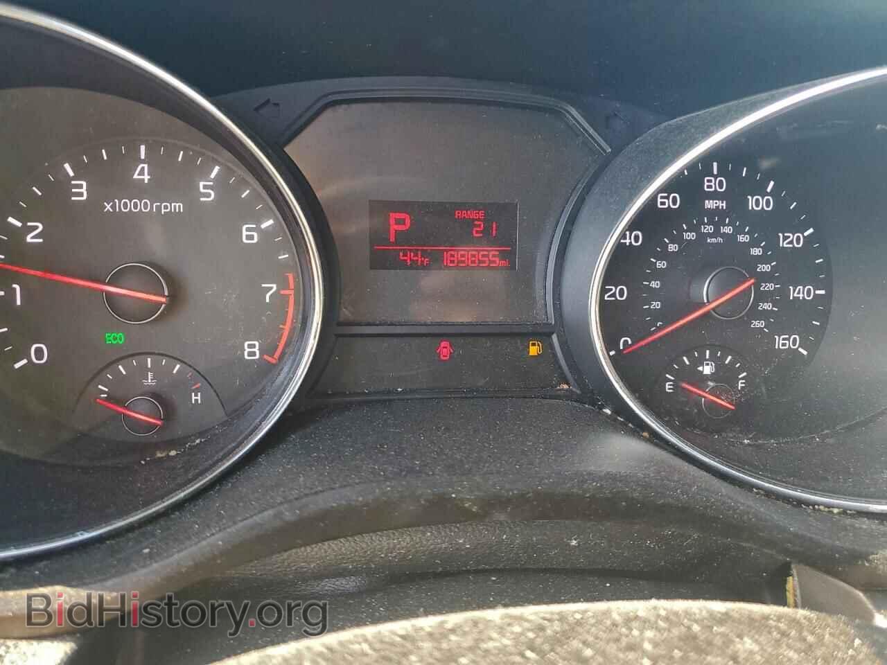 2016 KIA All Models - VIN: KNDMB5C14G6204045 - Фото 9