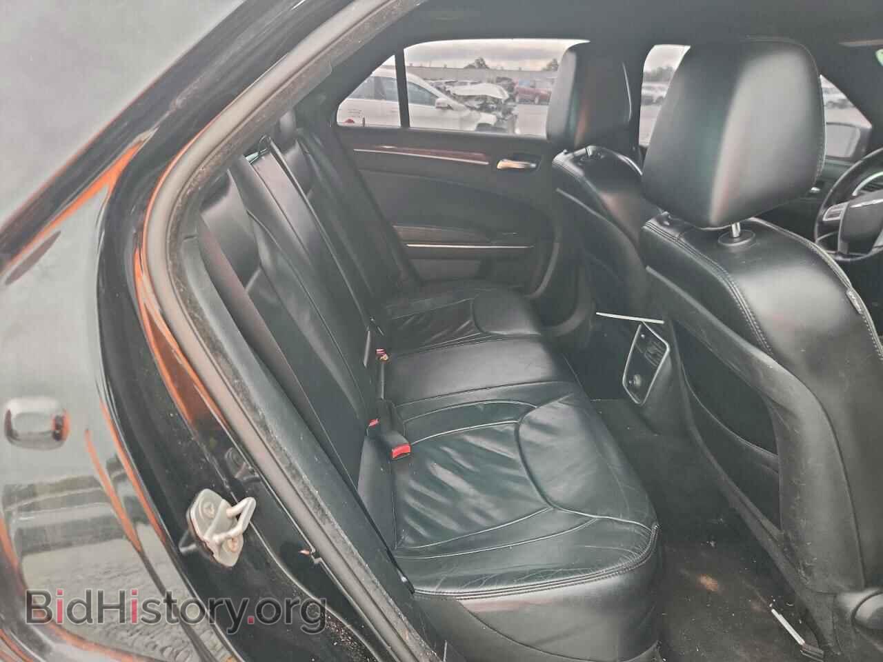 2014 CHRYSLER 300 - VIN: 2C3CCAAG2EH373375 - Фото 10