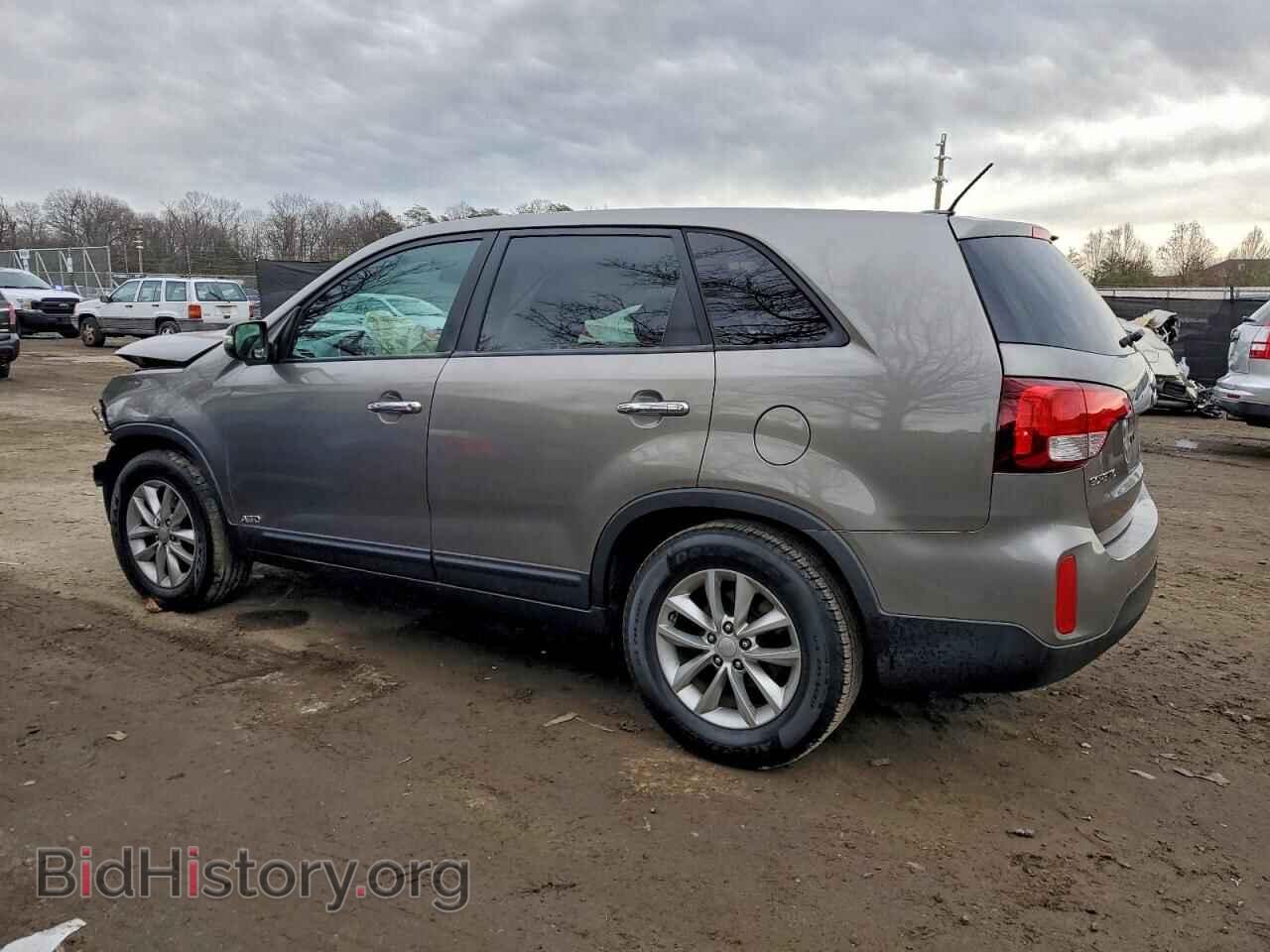 2014 KIA SORENTO - VIN: 5XYKTCA66EG448121 - Фото 2