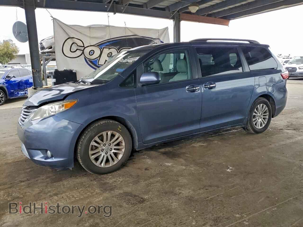 Photo 5TDYZ3DC2HS840112 - TOYOTA All Models 2017