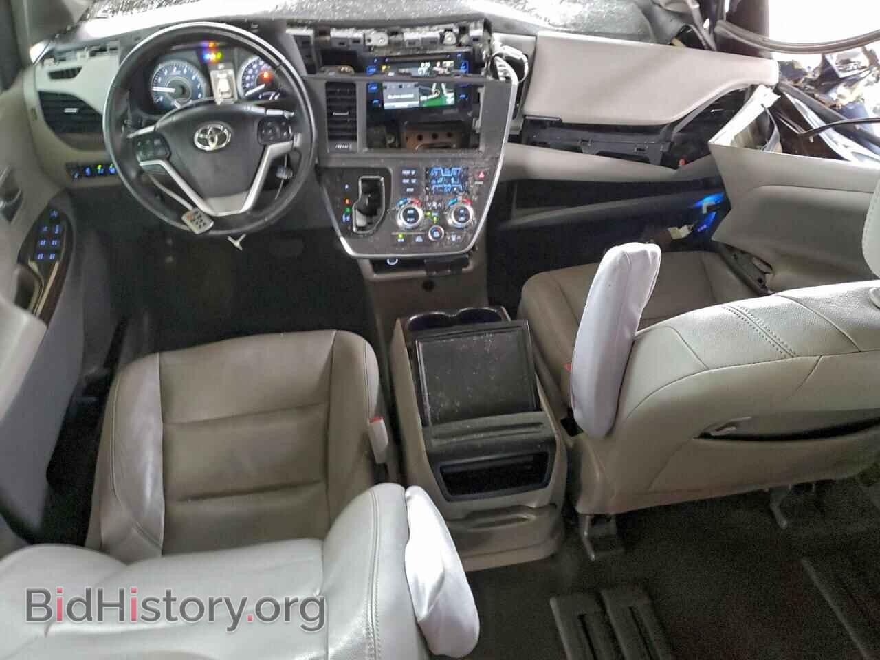 2017 TOYOTA All Models - VIN: 5TDYZ3DC2HS840112 - Фото 8