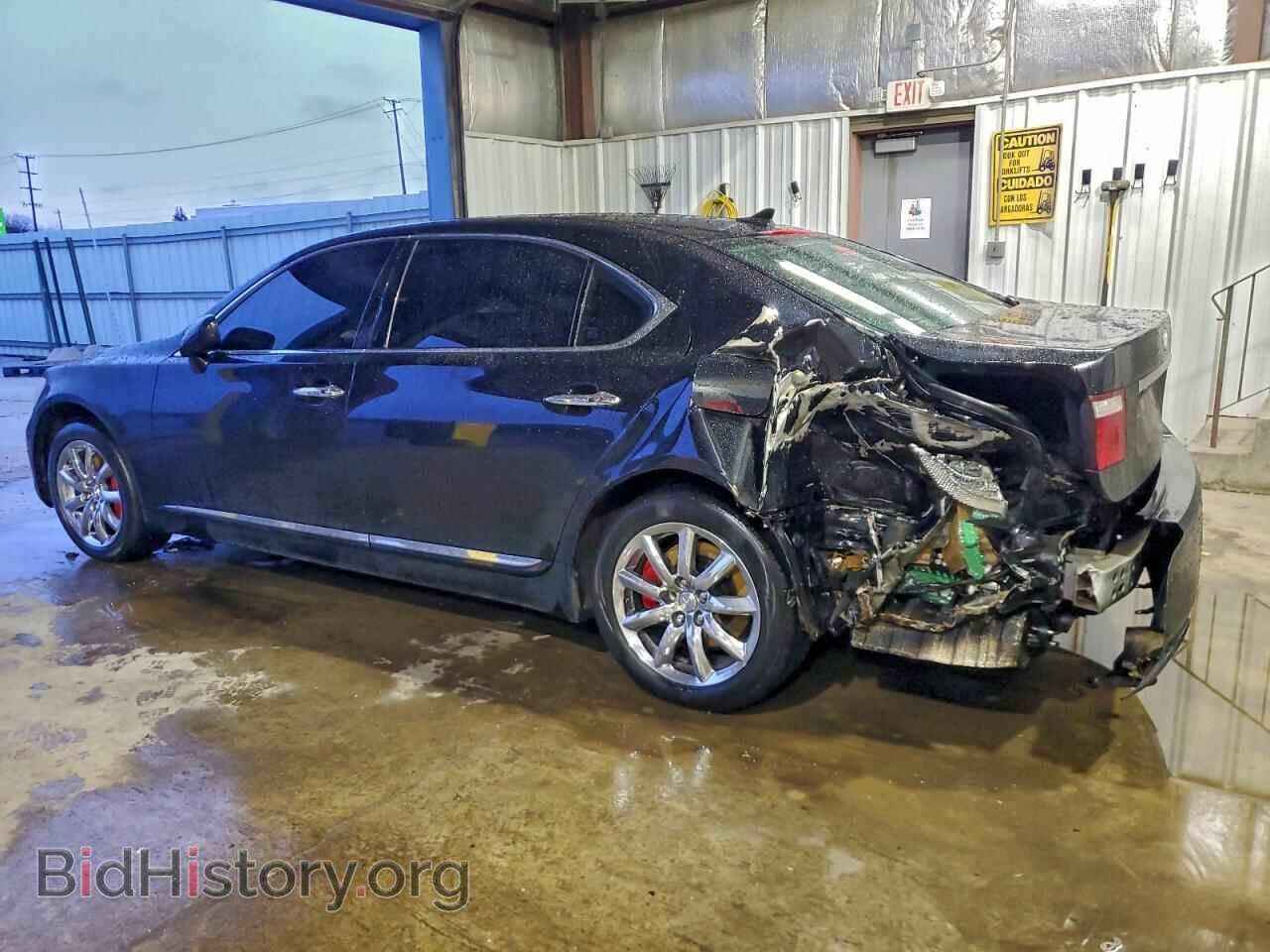 2009 LEXUS LS - VIN: JTHDL46F895000113 - Фото 2