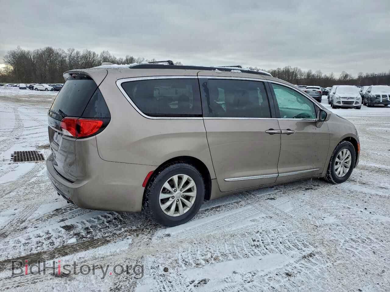 2017 CHRYSLER PACIFICA - VIN: 2C4RC1BG0HR704697 - Photo 3
