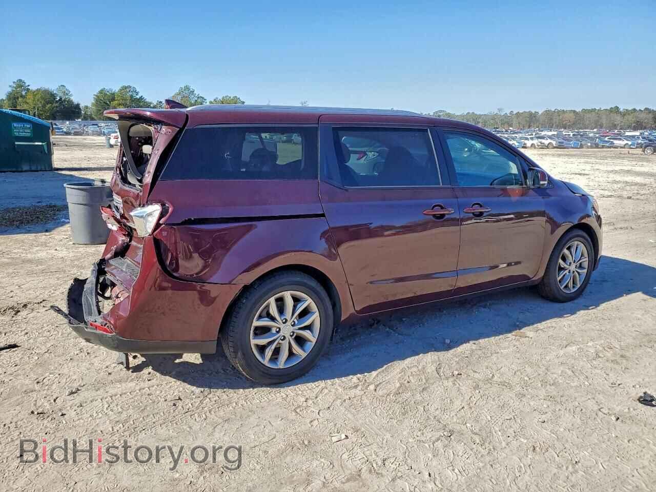 2020 KIA All Models - VIN: KNDMB5C19L6642876 - Photo 3