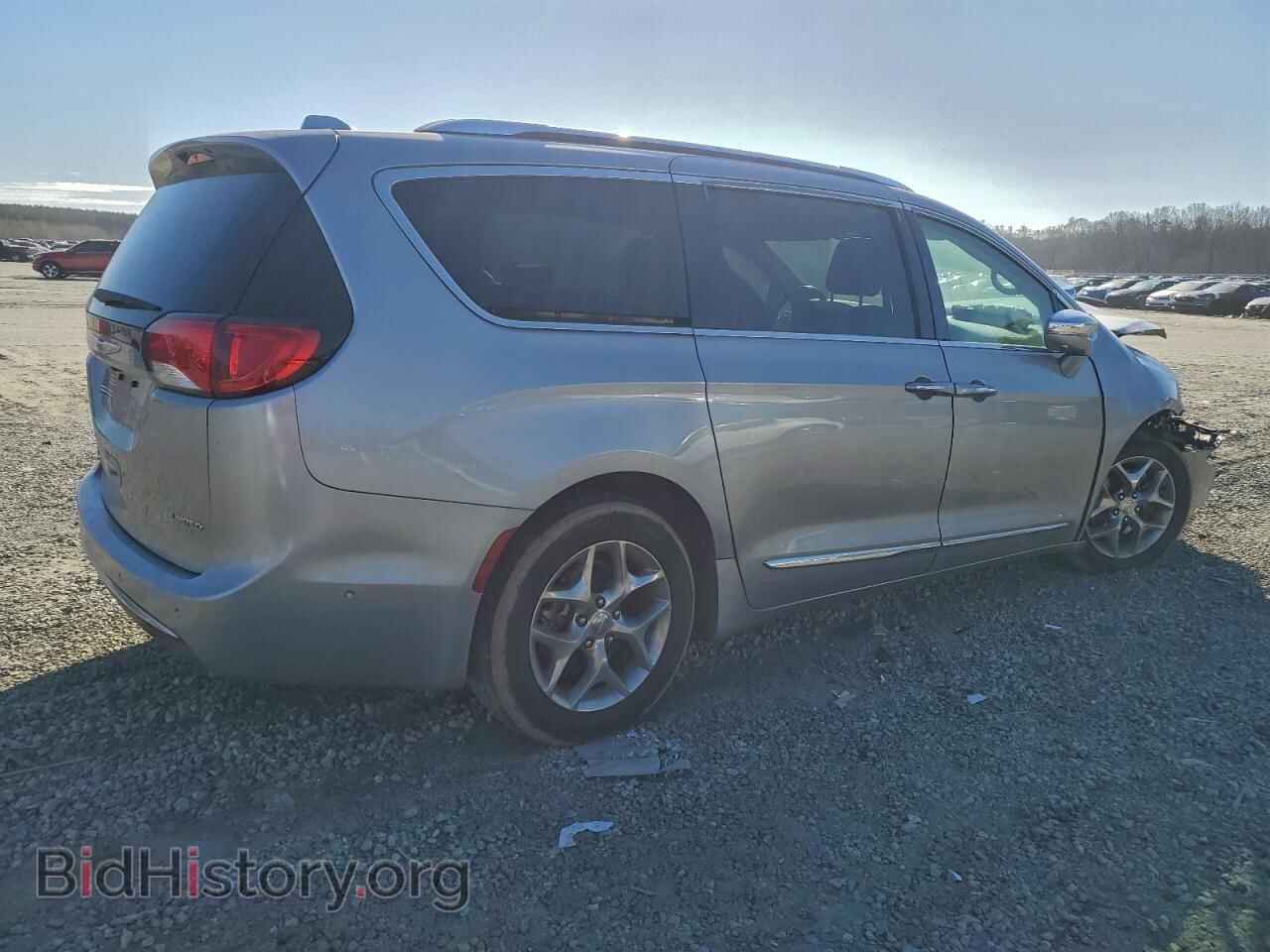 2018 CHRYSLER PACIFICA - VIN: 2C4RC1GGXJR226173 - Фото 3