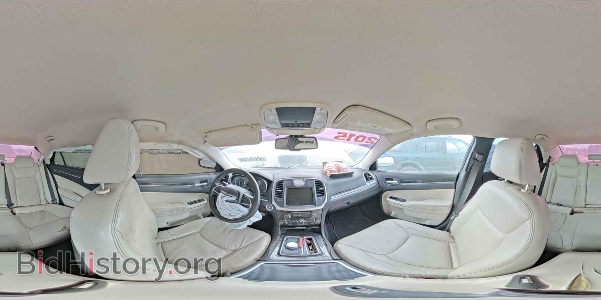 2015 CHRYSLER 300 - VIN: 2C3CCAAG7FH735881 - Фото 15