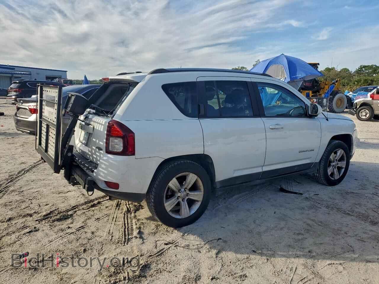 2015 JEEP COMPASS - VIN: 1C4NJDEB6FD357754 - Фото 3