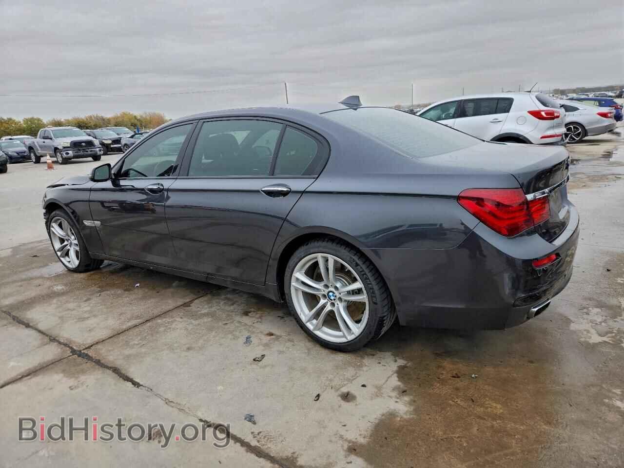2014 BMW 7 SERIES - VIN: WBAYE8C50ED136054 - Фото 2
