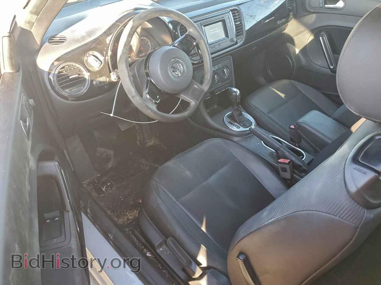 2017 VOLKSWAGEN BEETLE - VIN: 3VWF17AT2HM618953 - Фото 8