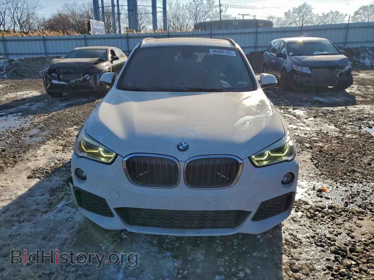 2016 BMW X1 - VIN: WBXHT3C33G5E50911 - Фото 5
