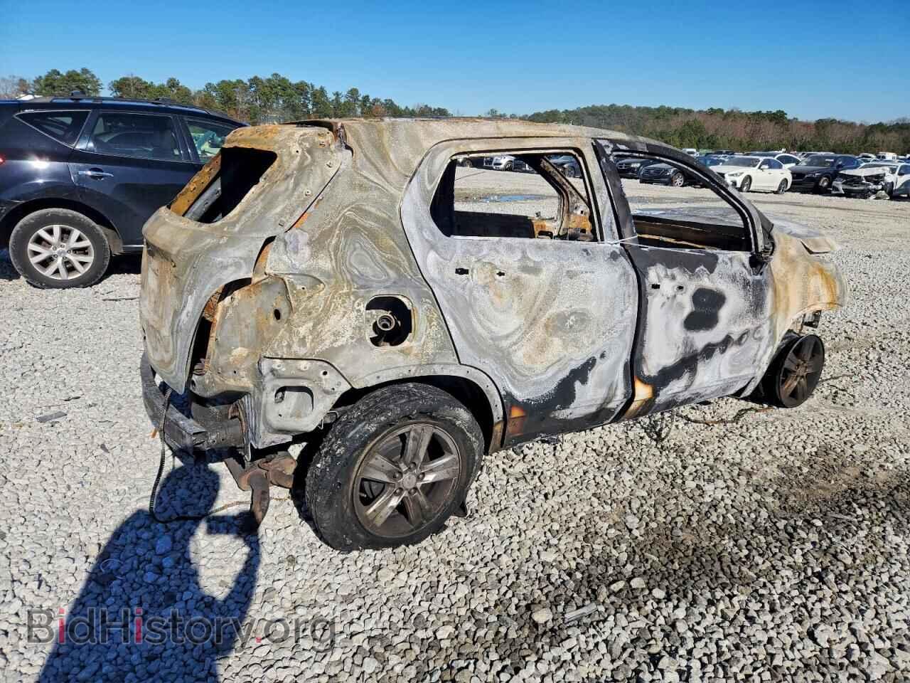 2019 CHEVROLET TRAX - VIN: 3GNCJKSB2KL247702 - Фото 3