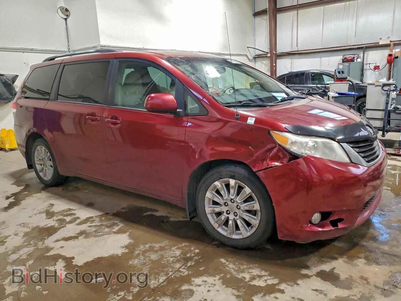 2011 TOYOTA All Models - VIN: 5TDJK3DC2BS008024 - Photo 4