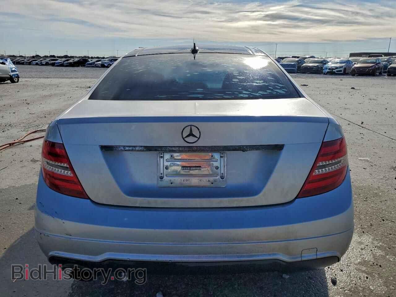 2012 MERCEDES-BENZ C-CLASS - VIN: WDDGJ4HB2CF745543 - Photo 6