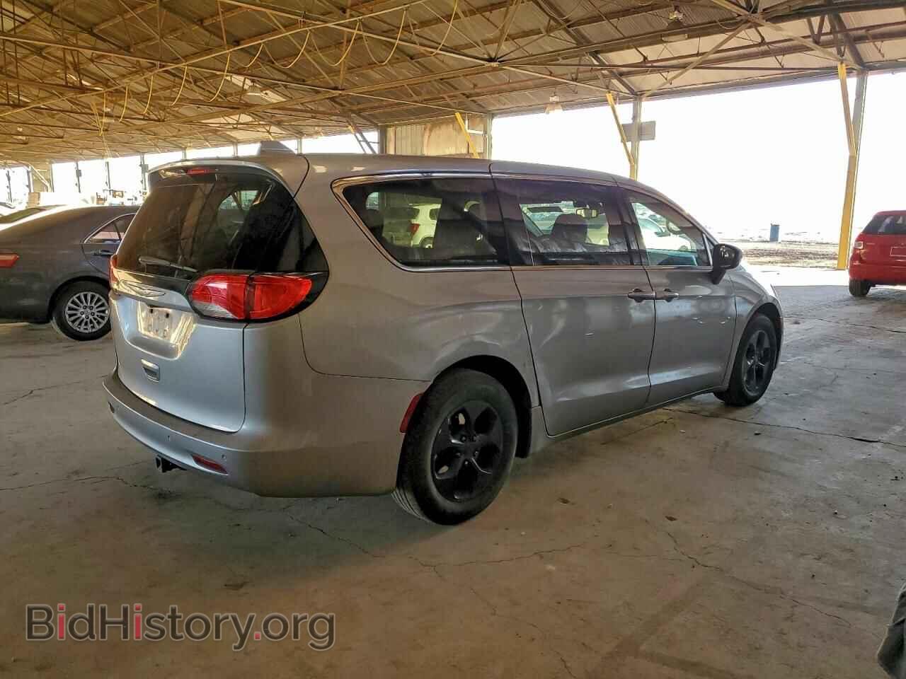2017 CHRYSLER PACIFICA - VIN: 2C4RC1CG9HR695481 - Фото 3