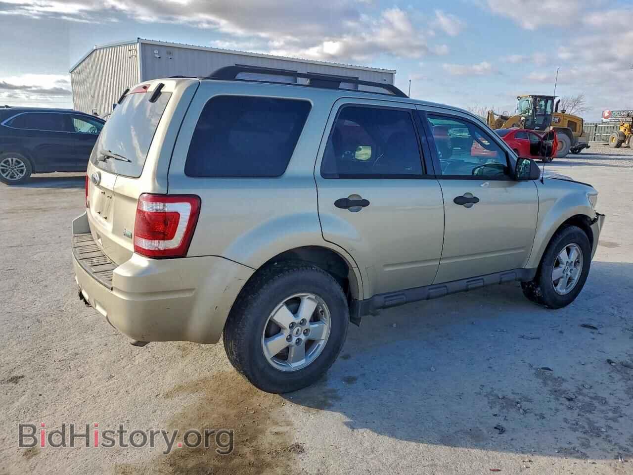 2012 FORD ESCAPE - VIN: 1FMCU0DG9CKA55253 - Фото 3