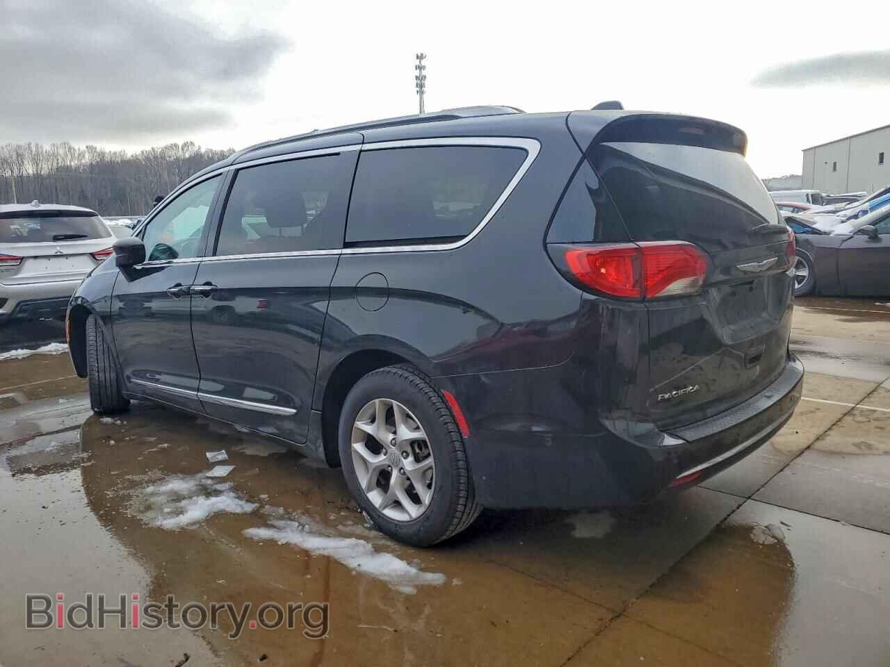 2019 CHRYSLER PACIFICA - VIN: 2C4RC1EG5KR528541 - Фото 2