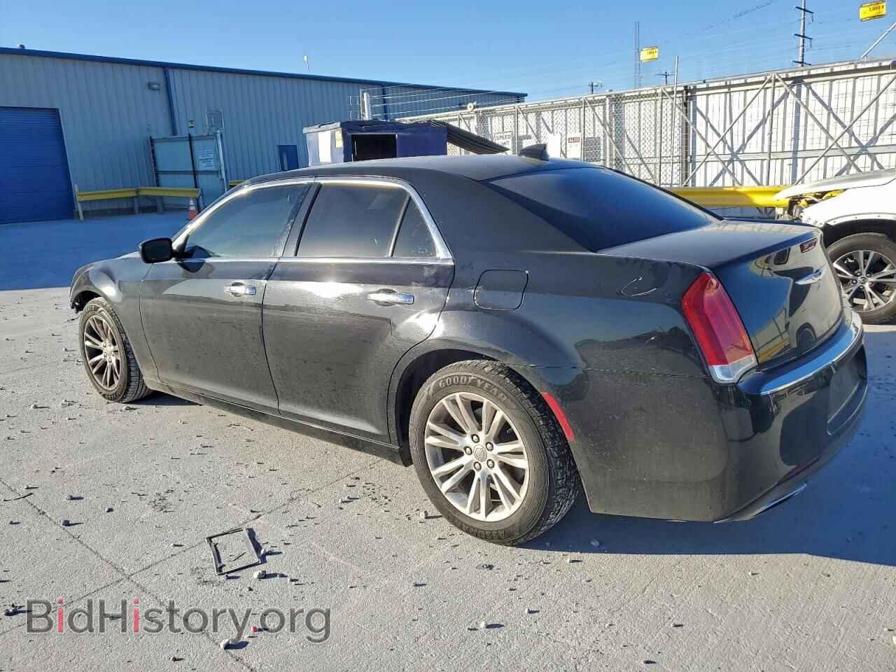 2017 CHRYSLER 300 - VIN: 2C3CCAEG6HH646090 - Фото 2