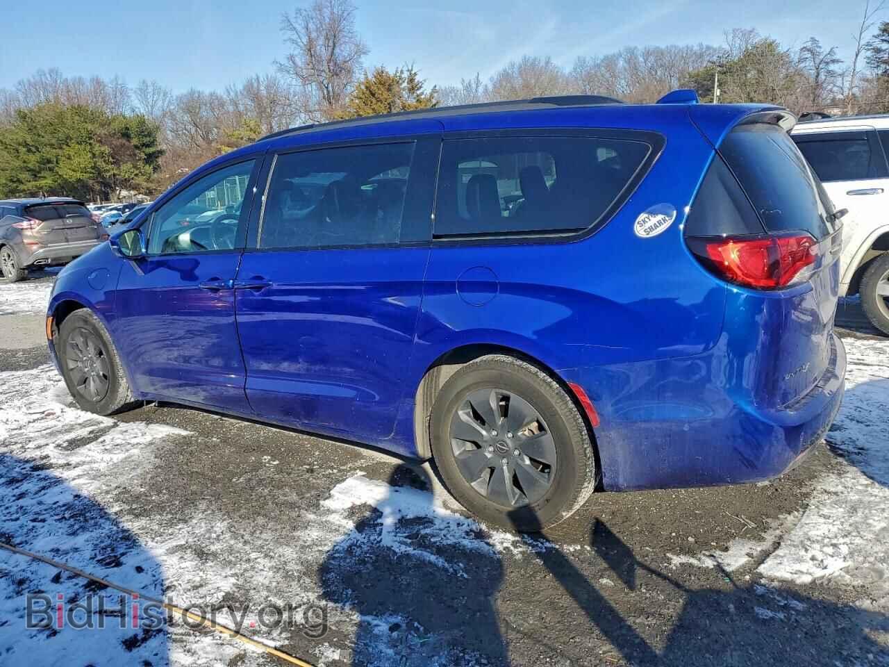 2019 CHRYSLER PACIFICA - VIN: 2C4RC1N75KR532962 - Фото 2