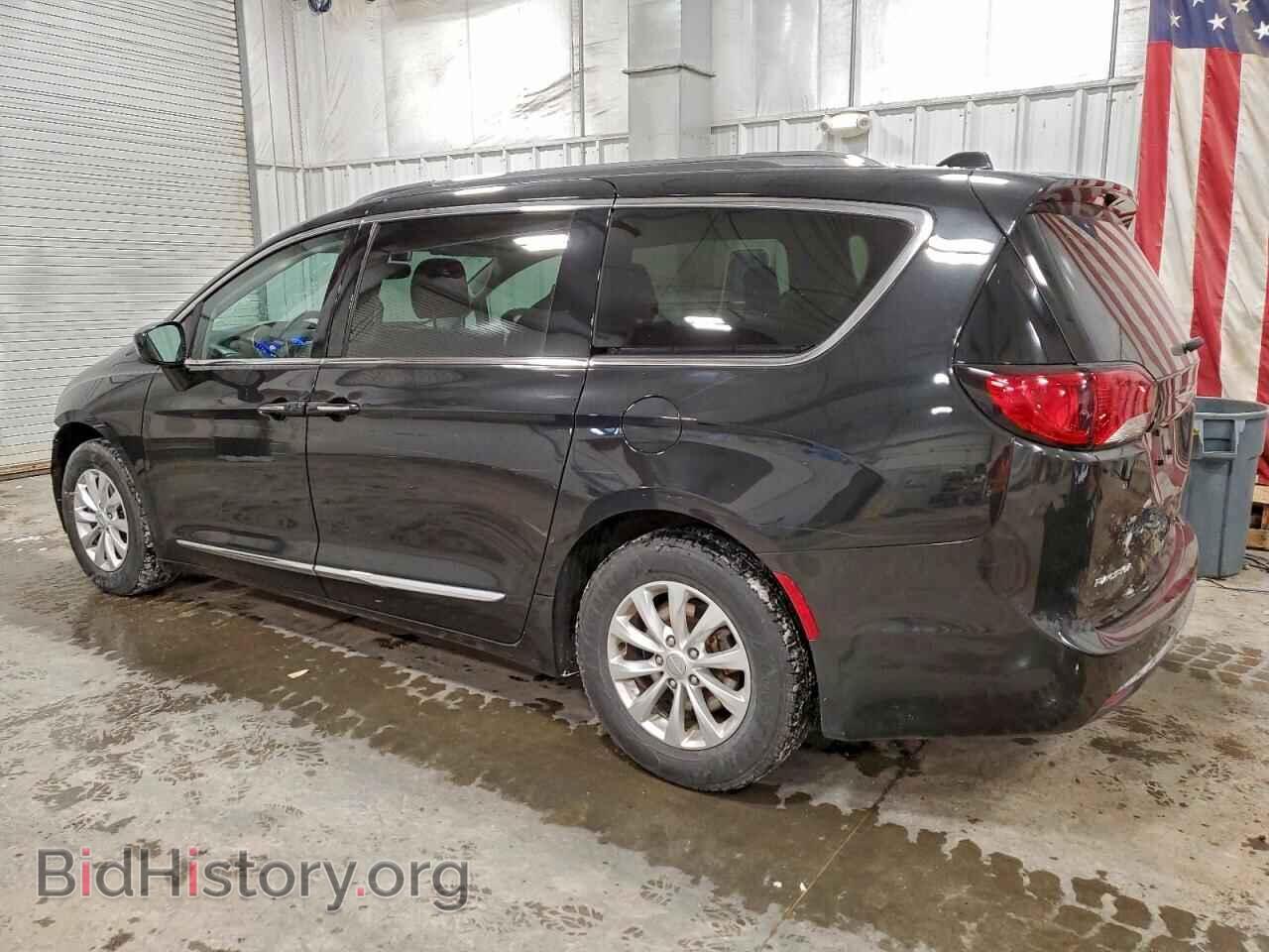 2018 CHRYSLER PACIFICA - VIN: 2C4RC1EG6JR155329 - Фото 2