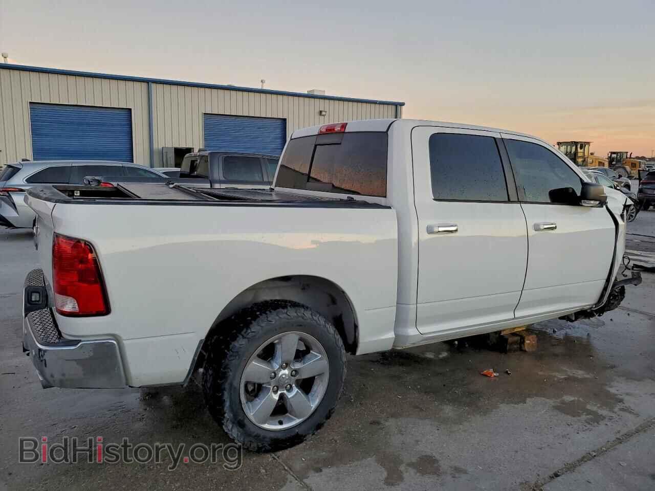 2016 RAM 1500 - VIN: 3C6RR6LT2GG366495 - Фото 3
